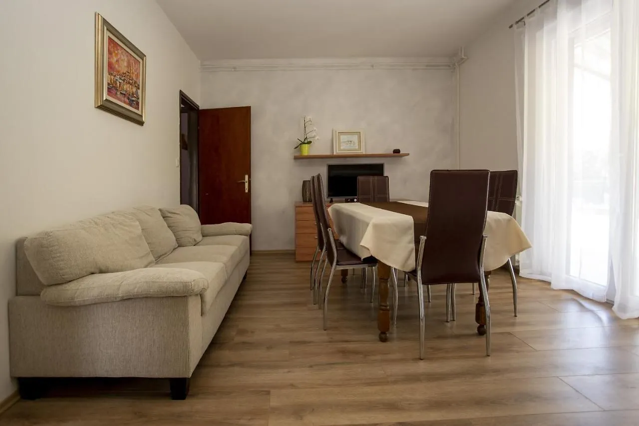 Apartments With A Parking Space Rovinj - 20535