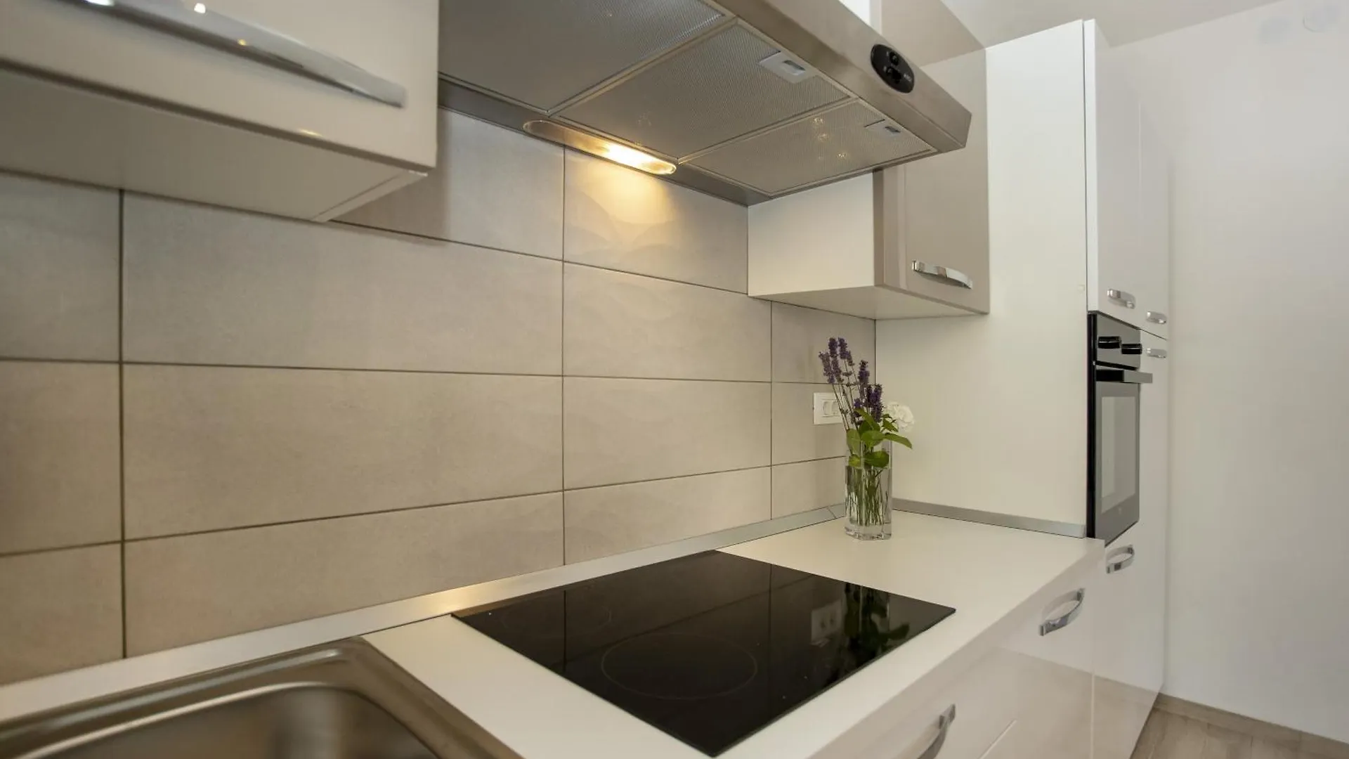 Apartments With A Parking Space Rovinj - 20535